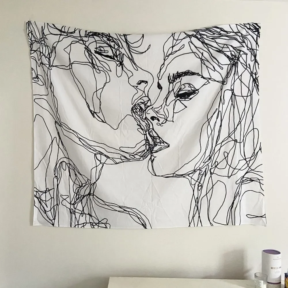 Minimalist Black & White Line Art Wall Tapestry - Abstract Kiss